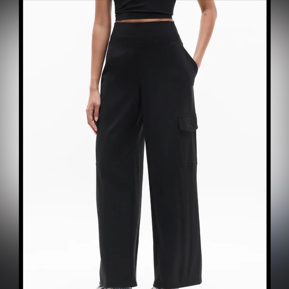Athleta Pants - Athleta Venice Black Wide Leg Cargo Pants